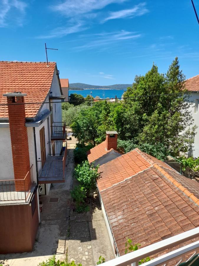 Apartment Gotovina Biograd Na Moru Exterior foto