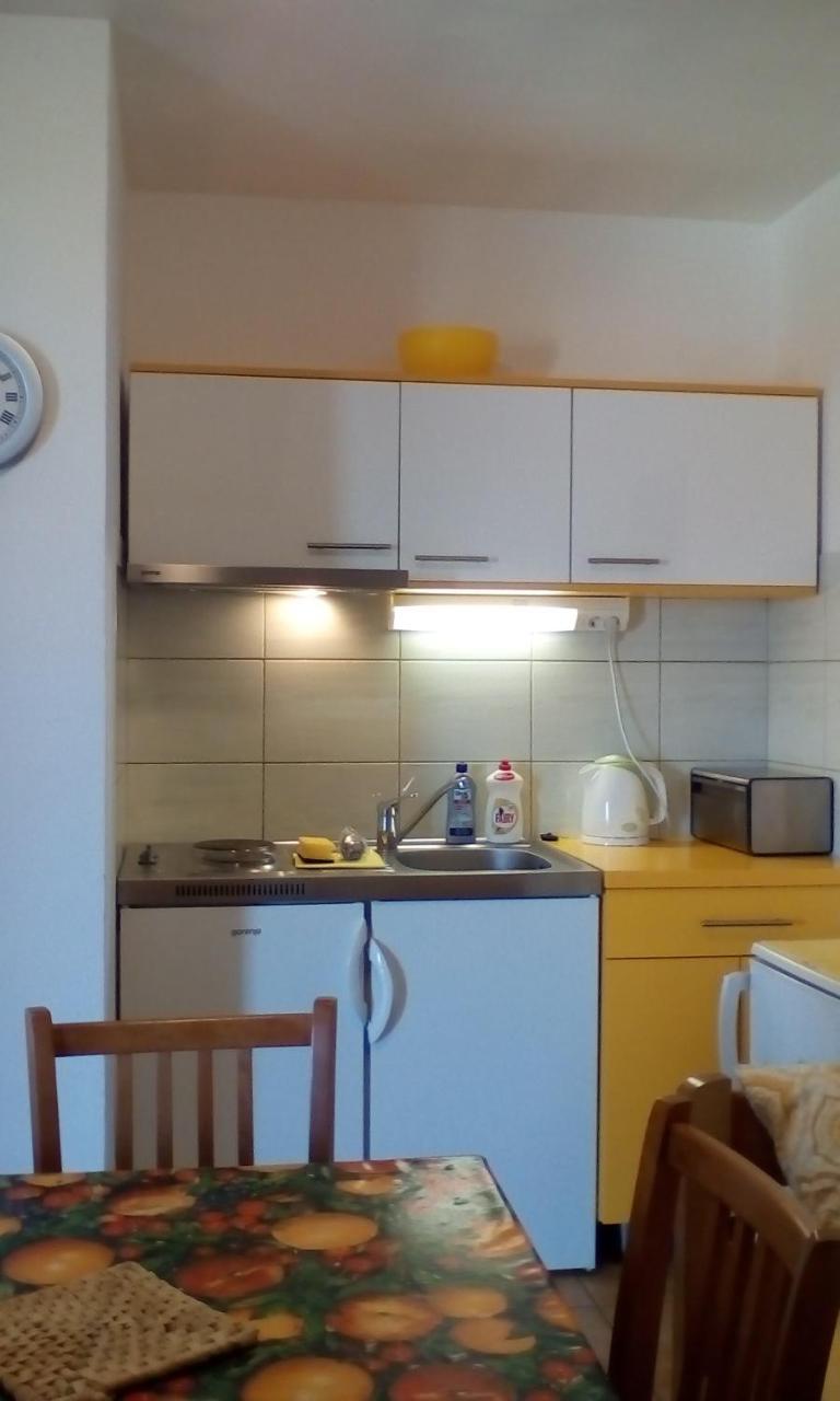 Apartment Gotovina Biograd Na Moru Exterior foto